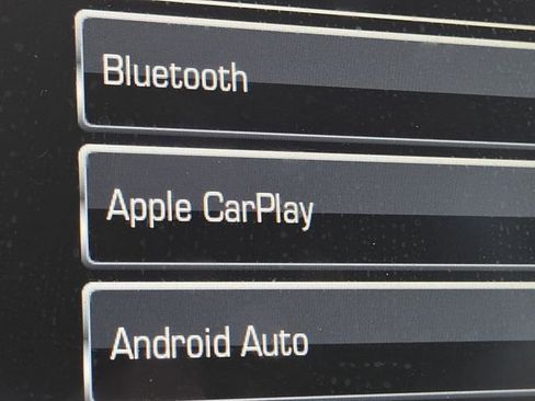 Used 2017 GMC Yukon SLT image 4