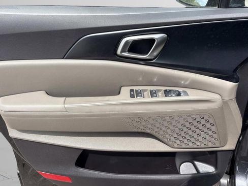 New 2026 Kia Carnival LX image 19