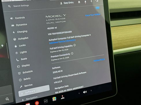 Used 2023 Tesla Model Y Long Range image 17
