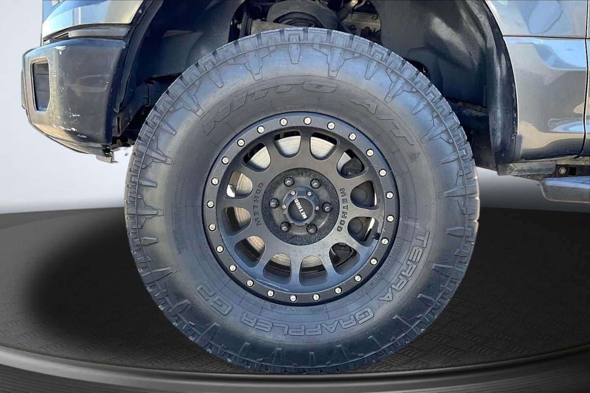 Used 2016 Ford F150 XLT w/ Equipment Group 301A Mid RWD image 9