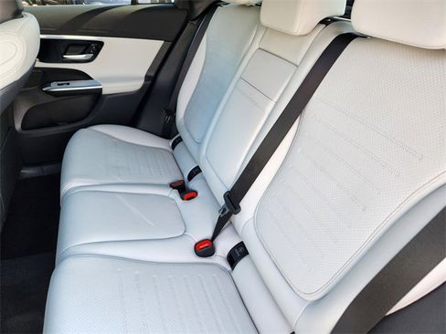 New 2026 Mercedes-Benz GLC 300 4MATIC image 12