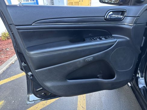 Used 2021 Jeep Grand Cherokee Limited w/ Quick Order Package 28K 80th image 8