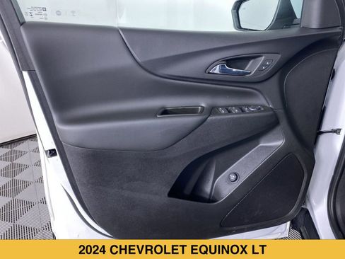 Certified 2024 Chevrolet Equinox LT FWD image 21
