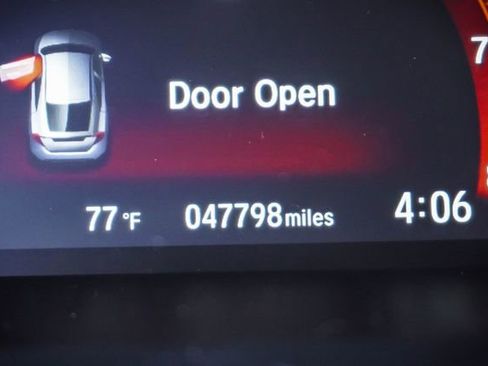 Used 2020 Honda Civic Sport image 9