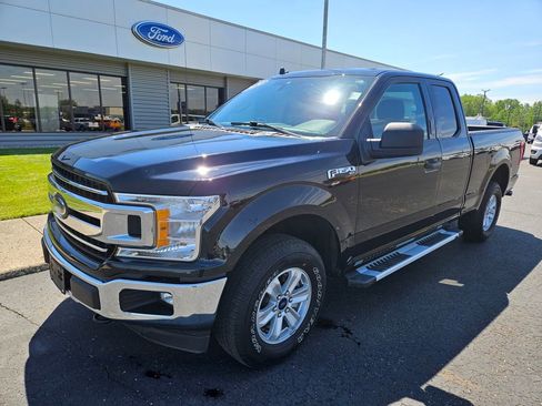 Used 2020 Ford F150 XLT AWD/4WD image 2