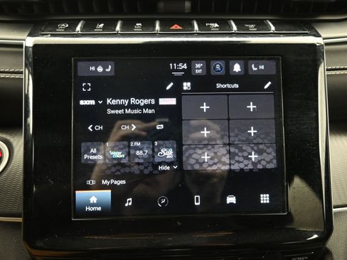 Used 2024 Jeep Grand Cherokee L Laredo AWD/4WD image 18
