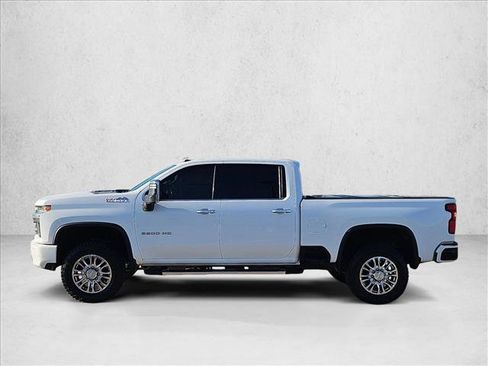Used 2020 Chevrolet Silverado 2500 High Country w/ Z71 Off-Road Package image 9