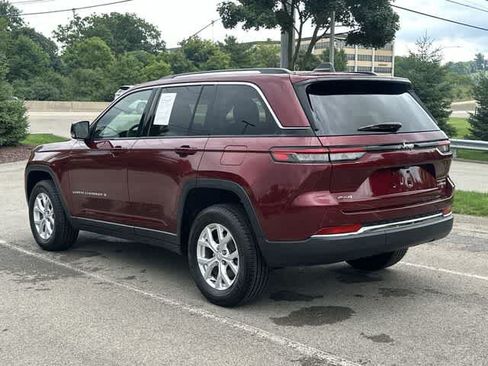Used 2023 Jeep Grand Cherokee Limited AWD/4WD image 32