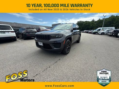 Certified 2024 Jeep Grand Cherokee Altitude AWD/4WD image 1