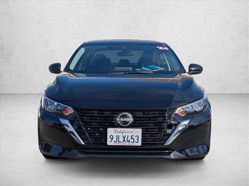 Used 2024 Nissan Sentra SV image 2