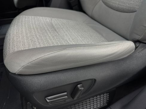 Used 2022 Toyota Sienna LE image 35