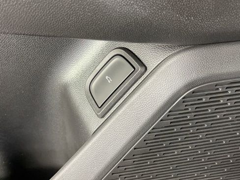 New 2025 Chevrolet Equinox ACTIV image 30