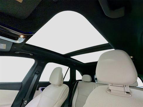 New 2026 Mercedes-Benz GLC 300 4MATIC image 15