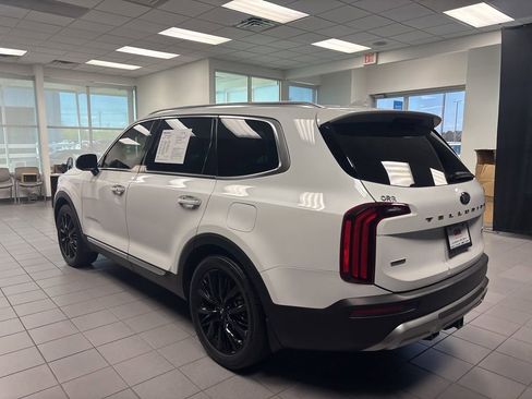 Used 2020 Kia Telluride SX w/ SX Prestige Package image 8