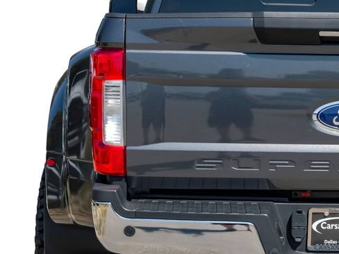 Used 2019 Ford F350 Lariat w/ Lariat Ultimate Package AWD/4WD image 52