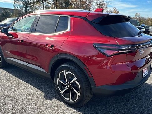 New 2026 Chevrolet Equinox EV LT image 7