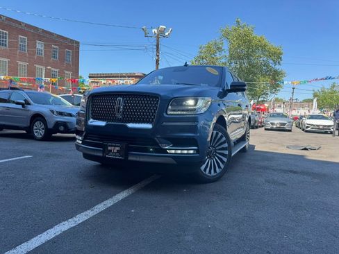 Used 2020 Lincoln Navigator Reserve w/ Luxury Package AWD/4WD image 38