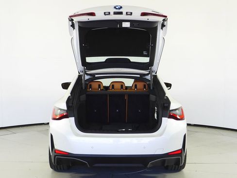 Used 2023 BMW i4 eDrive35 w/ Premium Package RWD image 10