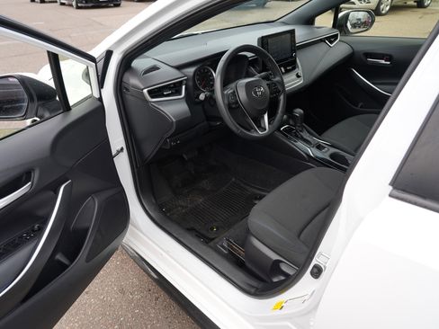 Used 2022 Toyota Corolla SE FWD image 13