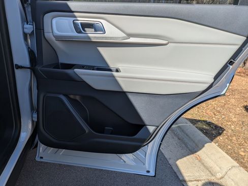 New 2026 Ford Explorer Active w/ Active Comfort Package image 33