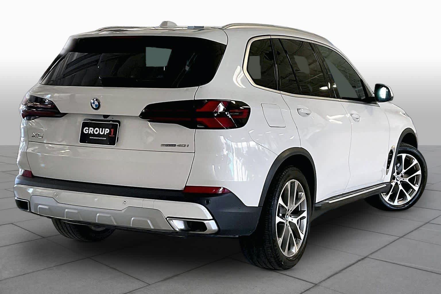 Used 2026 BMW X5 sDrive40i RWD image 12