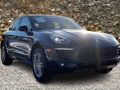 Used 2018 Porsche Macan image 10