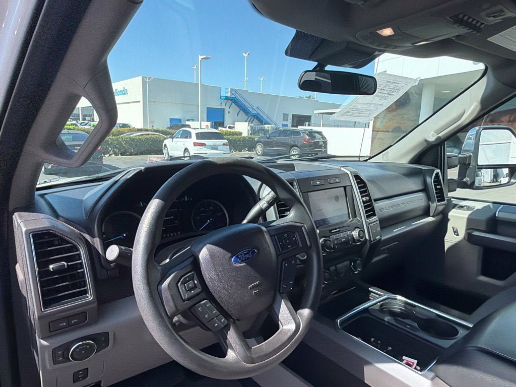 Used 2021 Ford F350 XLT AWD/4WD image 11