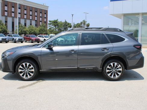 Certified 2023 Subaru Outback Limited image 8