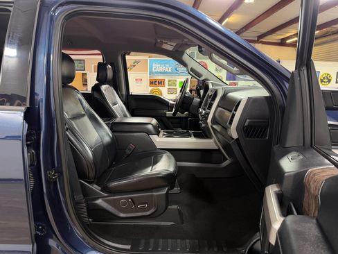 Used 2019 Ford F250 Lariat w/ Lariat Ultimate Package AWD/4WD image 21