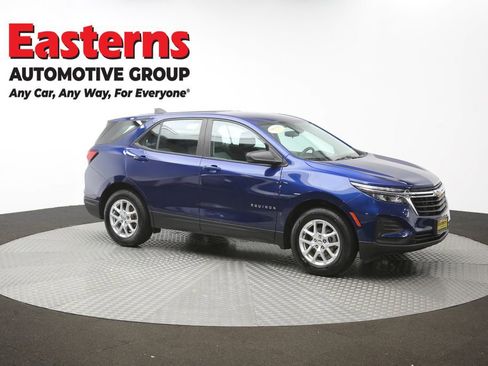 Used 2022 Chevrolet Equinox LS AWD/4WD image 48