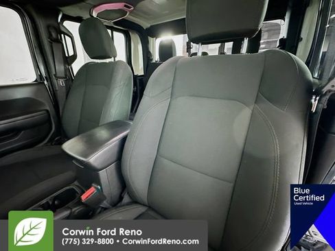 Used 2022 Jeep Gladiator Sport AWD/4WD image 24