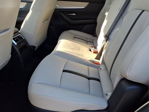 Certified 2025 MAZDA CX-90 3.3 Turbo w/ Preferred Package image 18