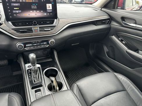 Used 2023 Nissan Altima 2.5 SL AWD/4WD image 13