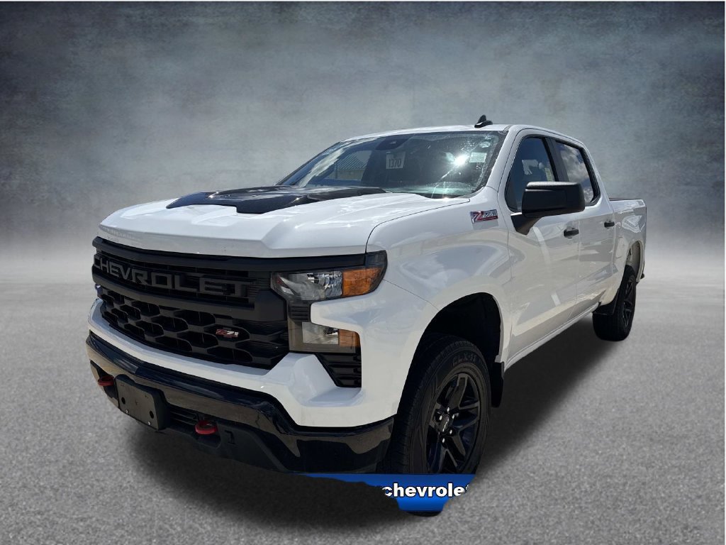 Used 2025 Chevrolet Silverado 1500 Custom Trail Boss AWD/4WD image 3