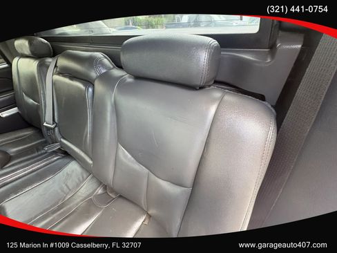Used 2003 Chevrolet Avalanche 2WD image 16