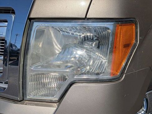 Used 2013 Ford F150 XLT w/ XLT Chrome Pkg image 2