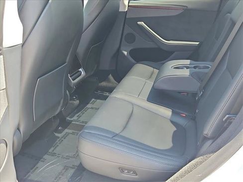 Used 2026 Tesla Model Y AWD image 26