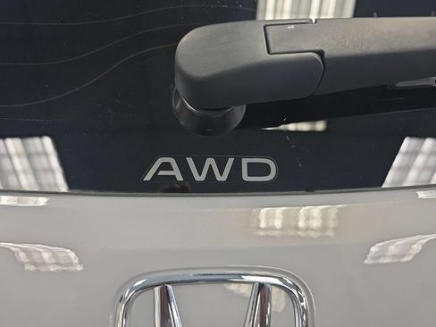 Used 2025 Honda HR-V Sport image 10