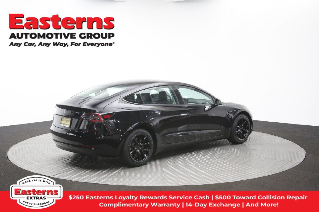 Used 2023 Tesla Model 3 Standard Range RWD image 37