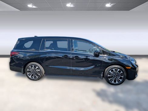 New 2026 Honda Odyssey Elite image 8