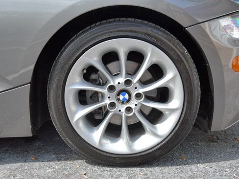 Used 2005 BMW Z4 2.5i image 27