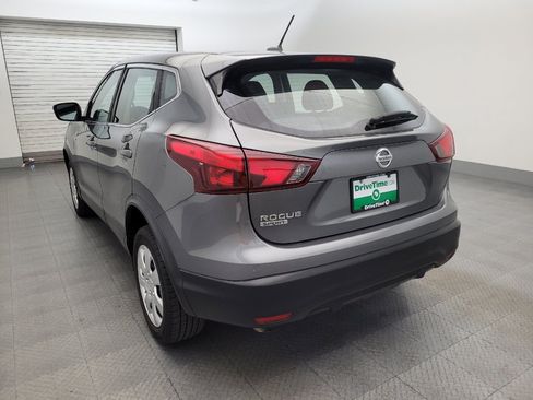 Used 2018 Nissan Rogue Sport S FWD image 5