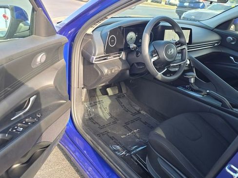 Used 2024 Hyundai Elantra SEL image 9