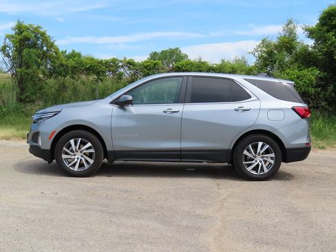 Certified 2024 Chevrolet Equinox LT AWD/4WD image 7
