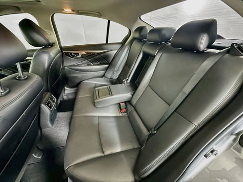 Used 2018 INFINITI Q50 Luxe w/ Essential Package (3.0T Luxe) RWD image 29