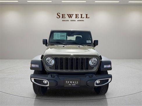 New 2025 Jeep Gladiator Sport image 8