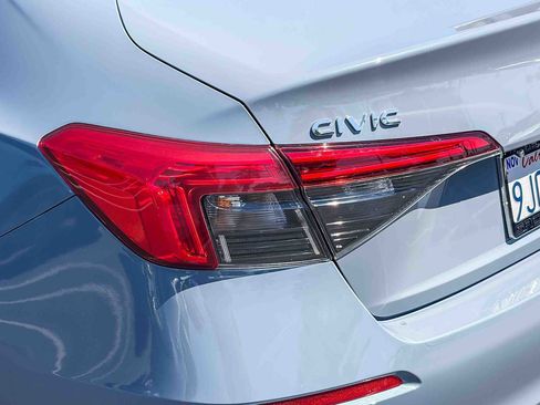 Used 2024 Honda Civic EX image 8
