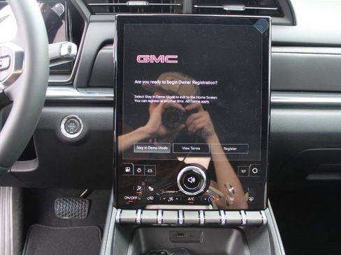 New 2026 GMC Terrain Elevation image 13