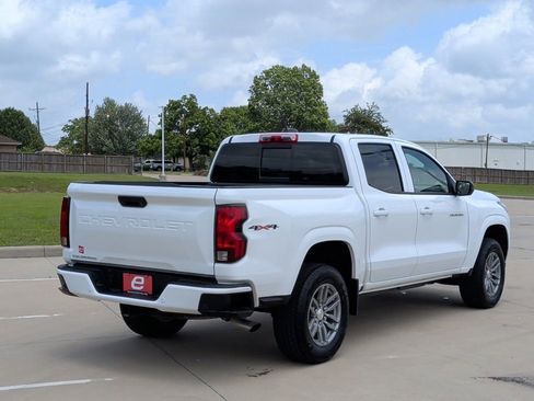 Used 2025 Chevrolet Colorado LT AWD/4WD image 9