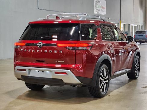 Used 2023 Nissan Pathfinder Platinum FWD image 8